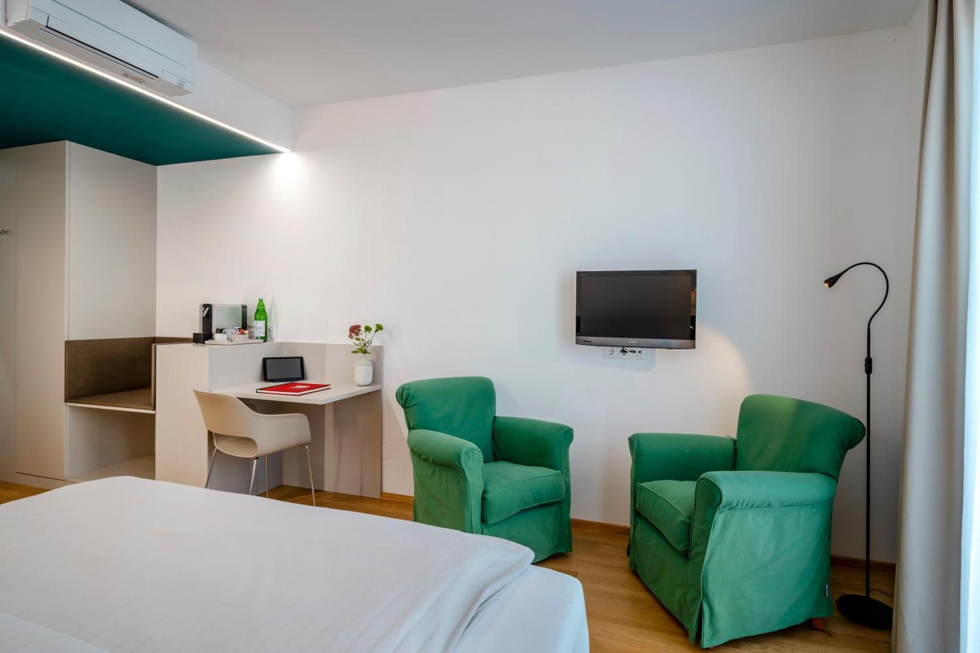 Boutique Hotel Hauser เวลส์ ภายนอก รูปภาพ